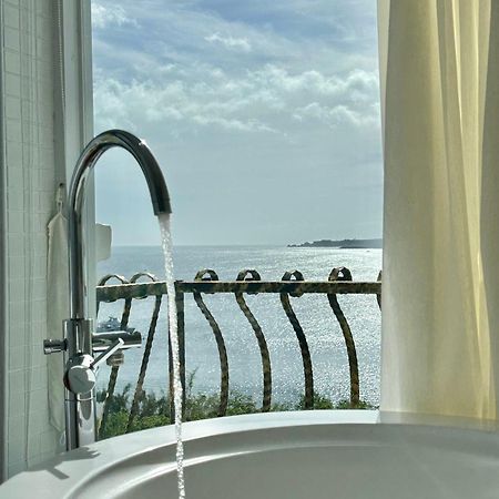 Kenting Nanwan Hotel 南灣飯店 Buitenkant foto