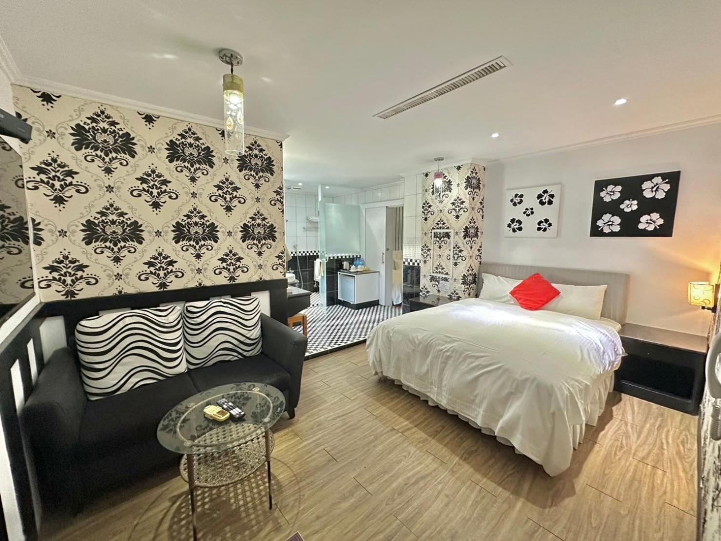 Kenting Nanwan Hotel 南灣飯店 Buitenkant foto